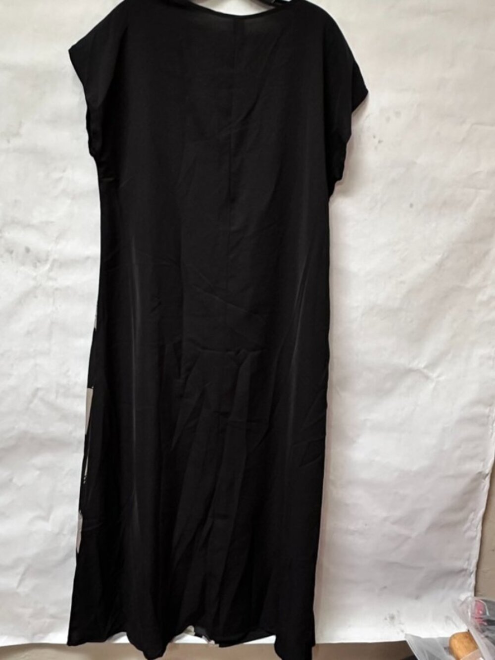 Emery Rose Maxi Dress NWT African Abstract Black Brown Short Sleeve Gown - Picture 4 of 8